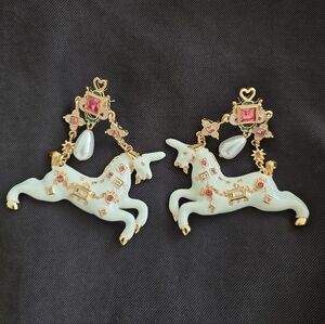 Statement Unicorn Drop Earrings Enamel, Pearl, Pink Crystals Fantasycore ✨
